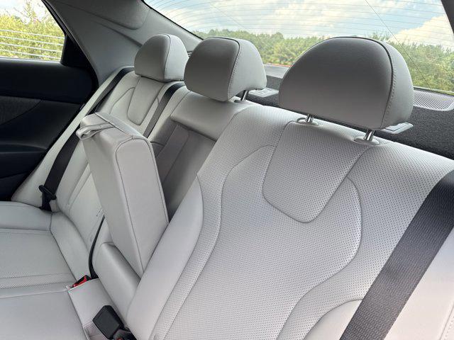 Photo of 2025 Ecotronic Gray Hyundai ELANTRA