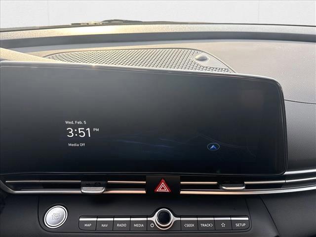 Photo of 2025 Serenity White Hyundai ELANTRA