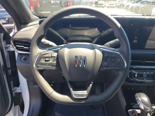 Photo of 2026 Summit White Buick Envista