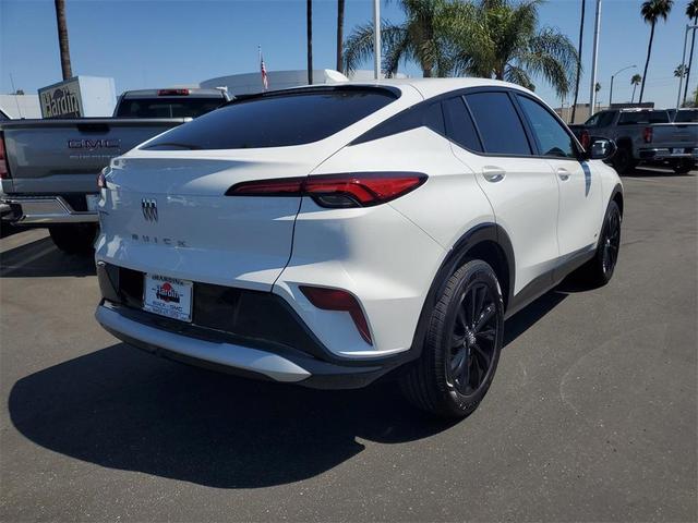 Photo of 2026 Summit White Buick Envista