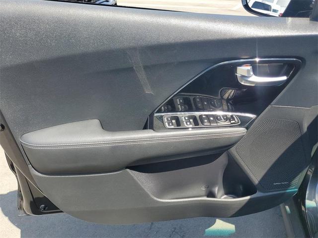 Photo of 2022 Graphite Gray Kia Niro EV
