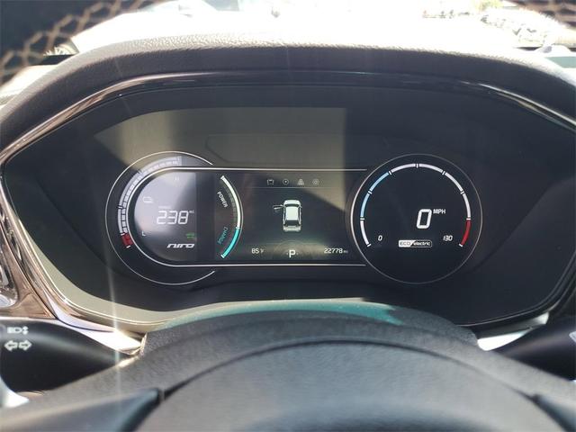 Photo of 2022 Graphite Gray Kia Niro EV