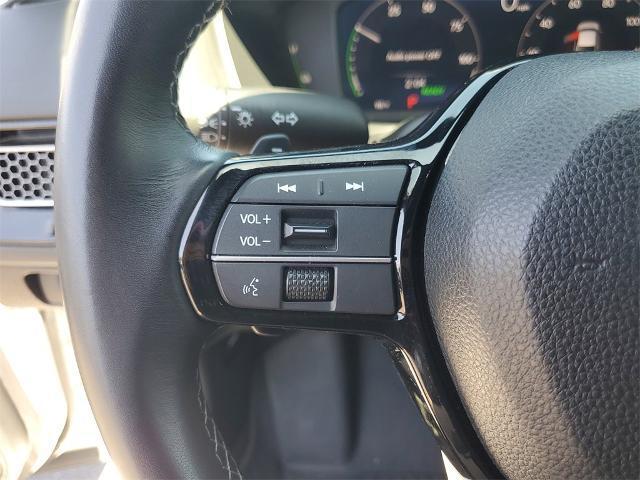 Photo of 2025 Platinum White Pearl Honda Civic Hybrid