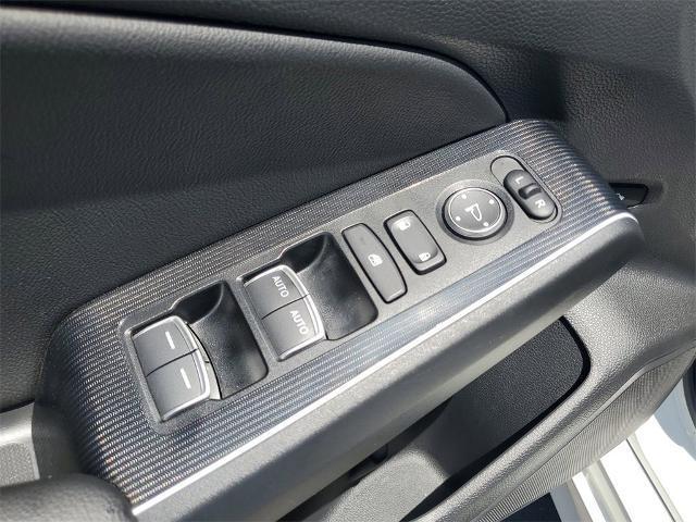 Photo of 2025 Platinum White Pearl Honda Civic Hybrid