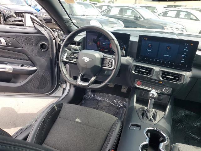 Photo of 2024 Silver Metallic Ford Mustang