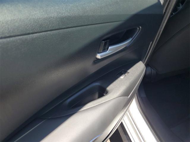 Photo of 2022 Classic Silver Metallic Toyota Corolla