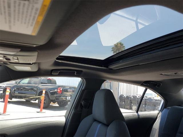 Photo of 2022 Classic Silver Metallic Toyota Corolla