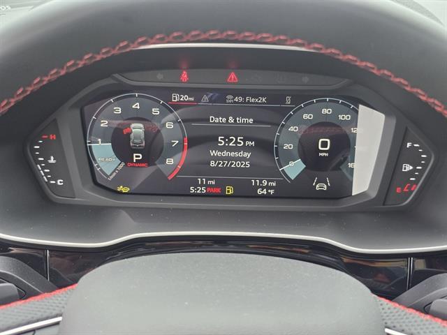 Photo of 2025 Glacier White Metallic Audi Q3