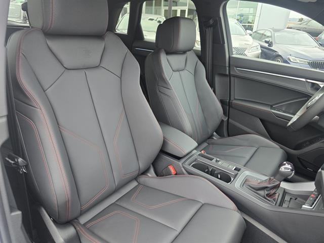 Photo of 2025 Glacier White Metallic Audi Q3