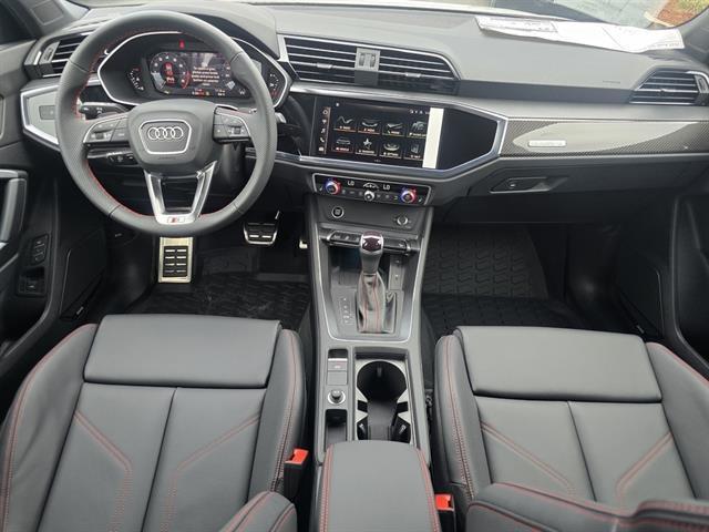 Photo of 2025 Glacier White Metallic Audi Q3