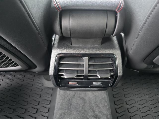 Photo of 2025 Glacier White Metallic Audi Q3