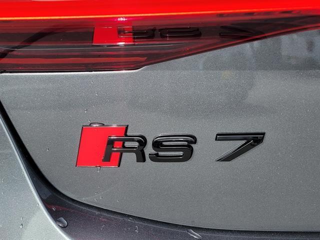 Photo of 2024 Daytona Gray Pearl Effect Audi RS 7