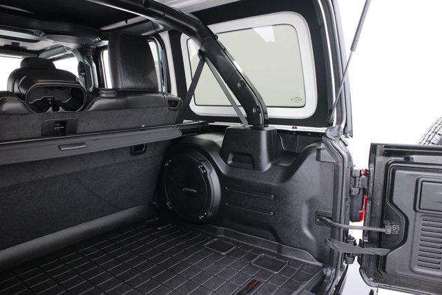 Photo of 2021 Black Clearcoat Jeep Wrangler Unlimited