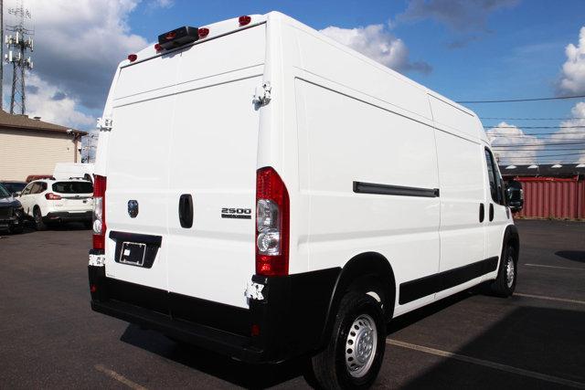Photo of 2025 Bright White Clearcoat RAM ProMaster 2500