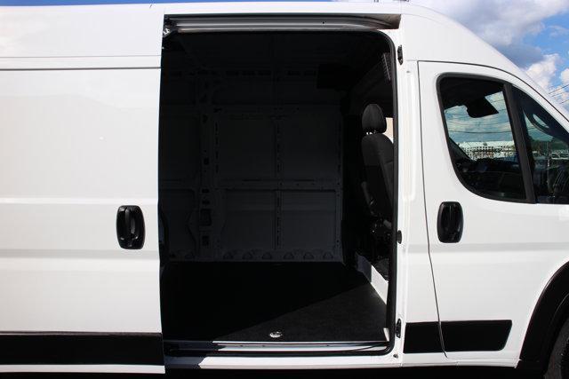Photo of 2025 Bright White Clearcoat RAM ProMaster 2500
