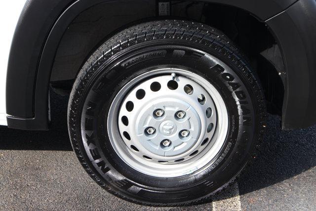 Photo of 2025 Bright White Clearcoat RAM ProMaster 2500