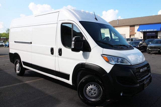 Photo of 2025 Bright White Clearcoat RAM ProMaster 2500