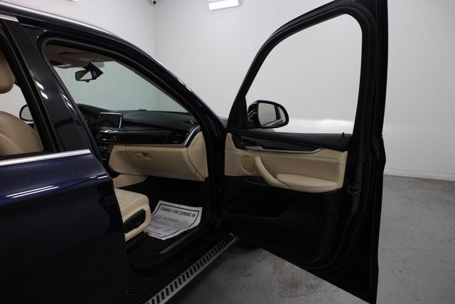 Photo of 2016 Imperial Blue Metallic BMW X5