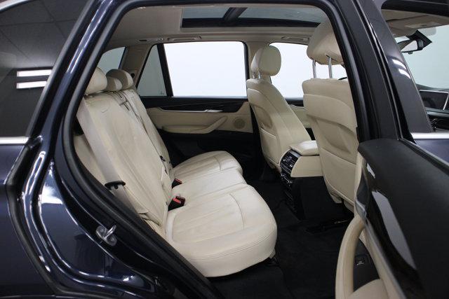 Photo of 2016 Imperial Blue Metallic BMW X5