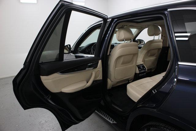 Photo of 2016 Imperial Blue Metallic BMW X5