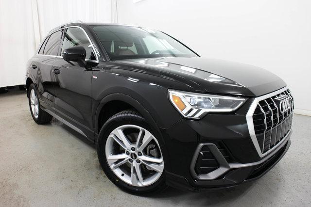 2022 Audi Q3