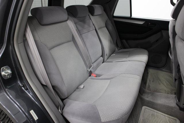 Photo of 2004 Gray Toyota 4Runner
