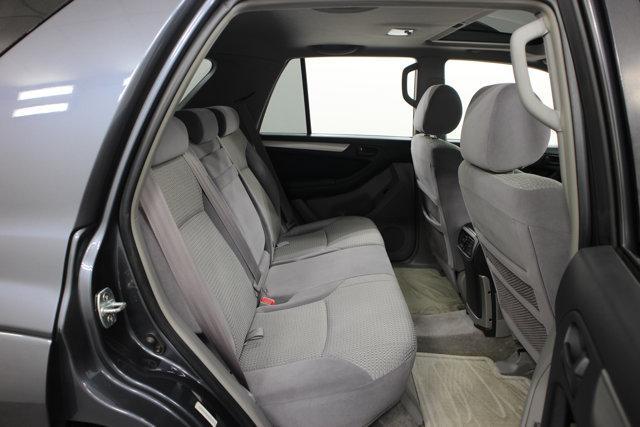 Photo of 2004 Gray Toyota 4Runner