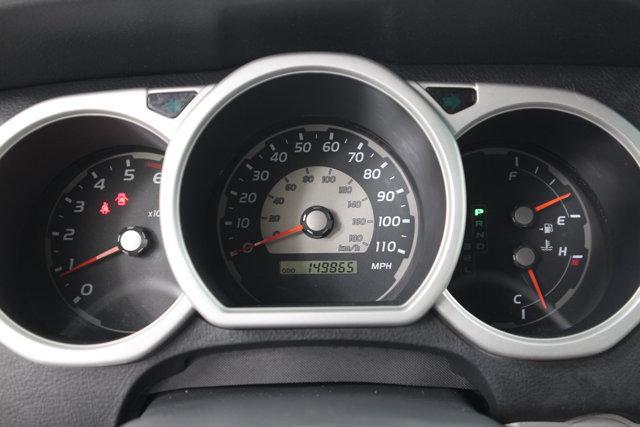 Photo of 2004 Gray Toyota 4Runner