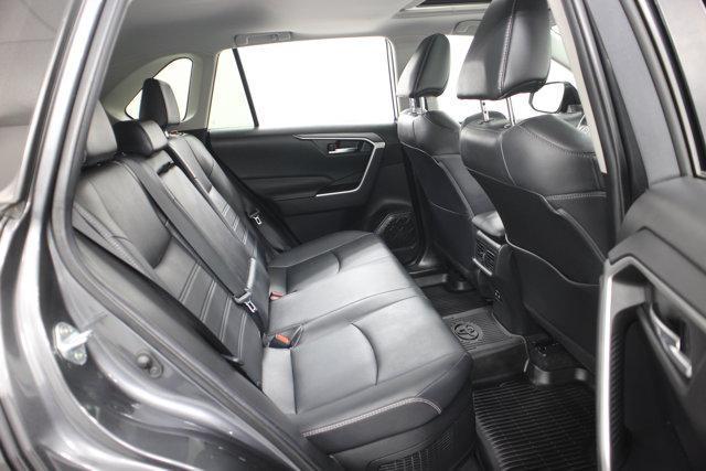 Photo of 2021 Gray Toyota RAV4 Hybrid