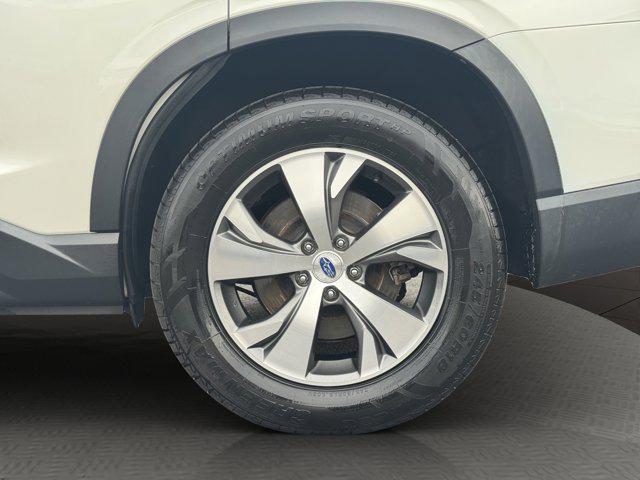 Photo of 2019 Crystal White Pearl Subaru Ascent