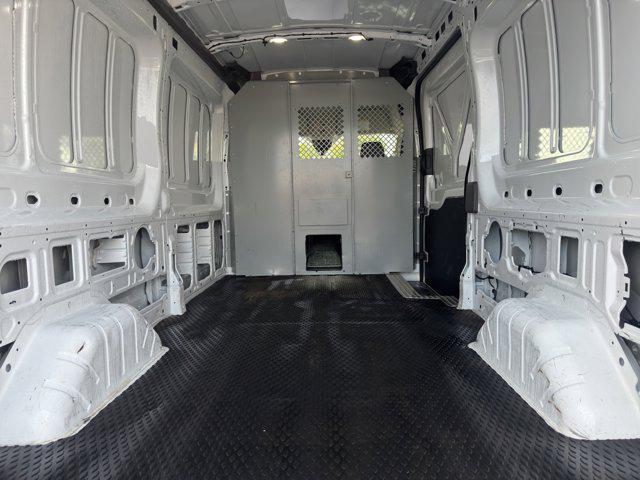 Photo of 2023 Oxford White Ford Transit-150