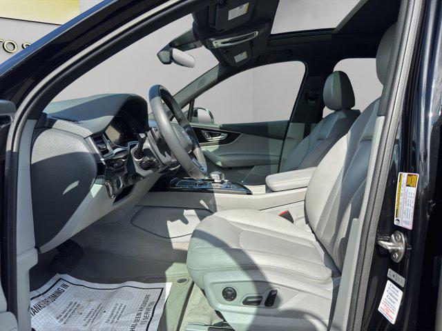 Photo of 2018 Black Audi Q7