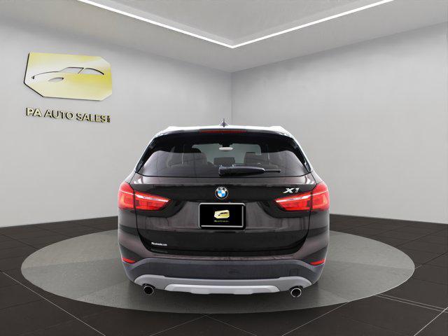 Photo of 2018 Sparkling Brown Metallic BMW X1
