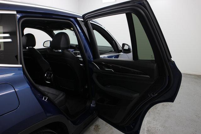 Photo of 2022 Phytonic Blue Metallic BMW X3