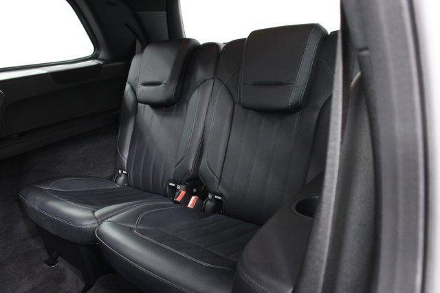 Photo of 2018 White Mercedes-Benz GLS 450