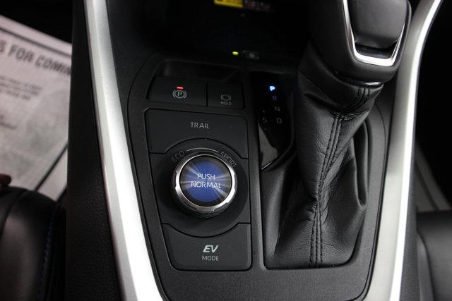 Photo of 2022 Blizzard Pearl/Midnight Black Metallic Toyota RAV4 Hybrid