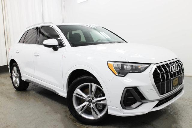 2022 Audi Q3