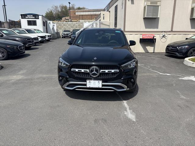 Photo of 2025 Black Mercedes-Benz GLA 250