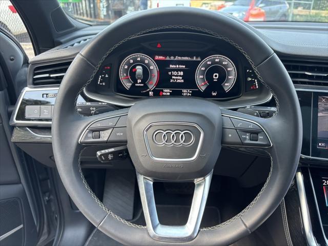 Photo of 2025 Satellite Silver Metallic Audi Q7