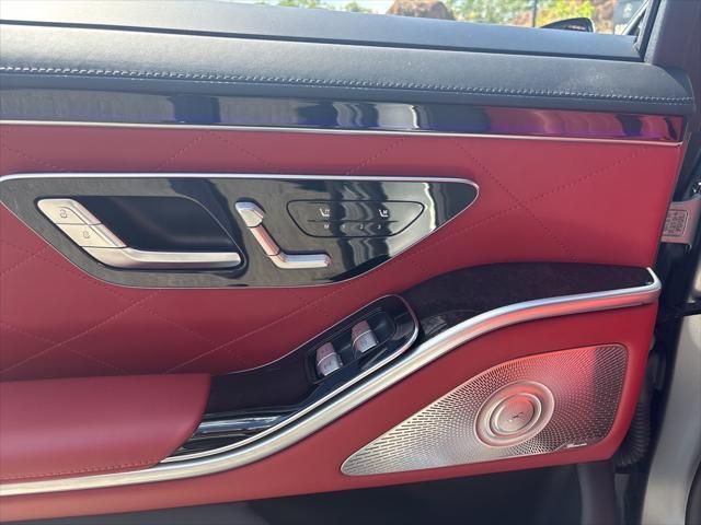 Photo of 2022 Grey Mercedes-Benz S-Class