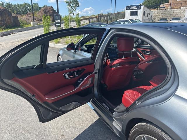 Photo of 2022 Grey Mercedes-Benz S-Class