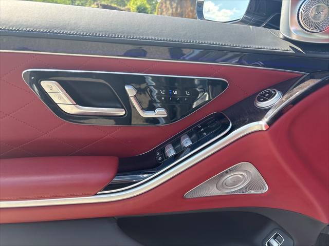 Photo of 2022 Grey Mercedes-Benz S-Class