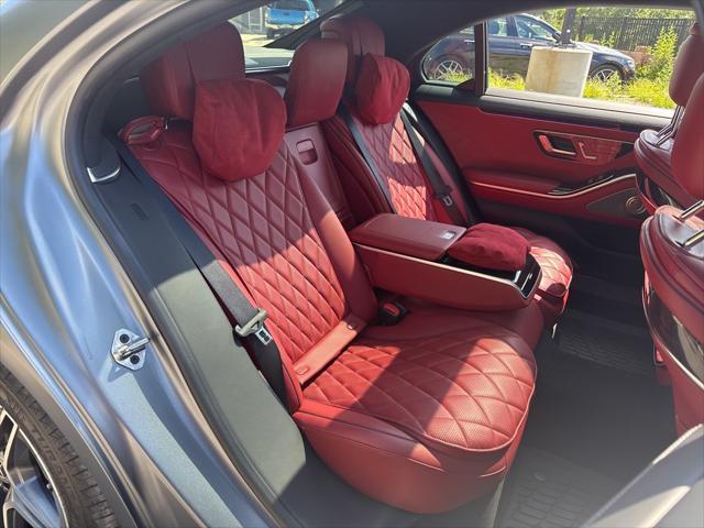 Photo of 2022 Grey Mercedes-Benz S-Class