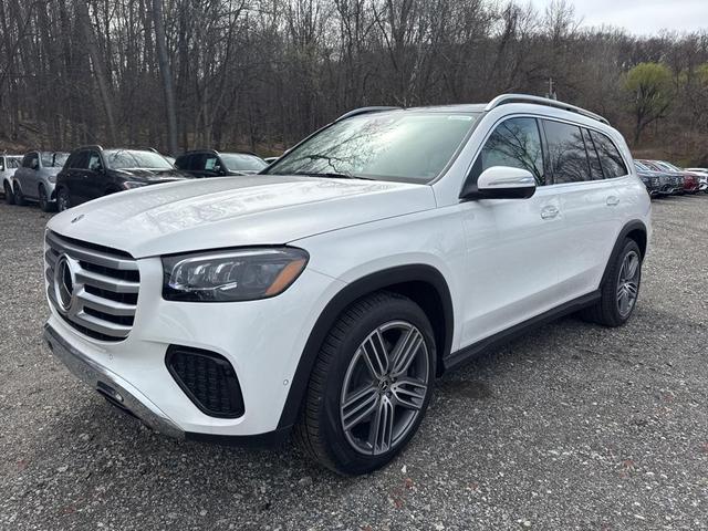 Photo of 2025 Polar White Mercedes-Benz GLS 450