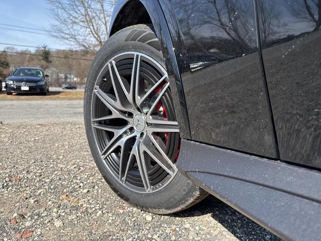 Photo of 2025 Black Mercedes-Benz AMG GLC 43