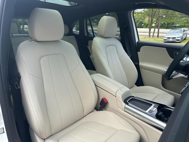 Photo of 2026 Polar White Mercedes-Benz GLA 250