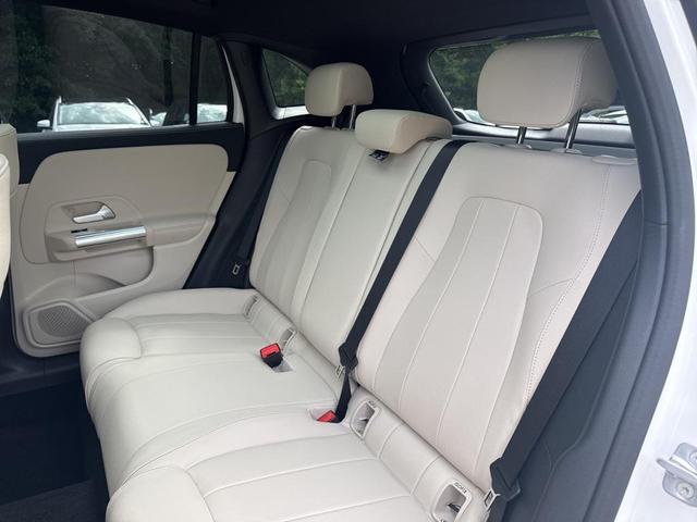 Photo of 2026 Polar White Mercedes-Benz GLA 250