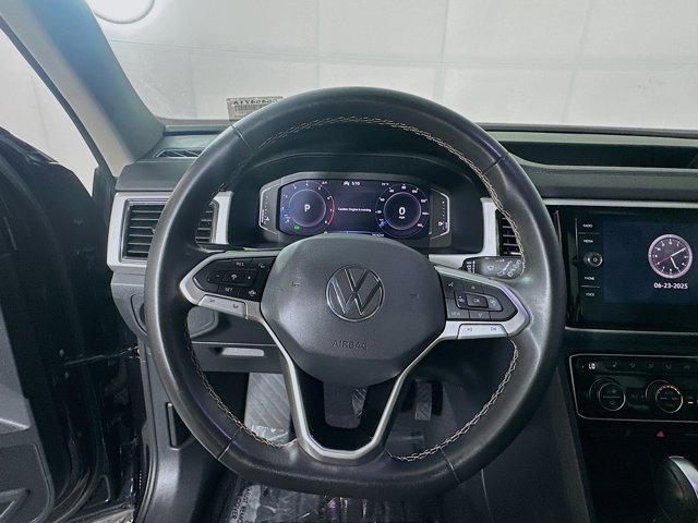 Photo of 2023 Deep Black Pearl Volkswagen Atlas