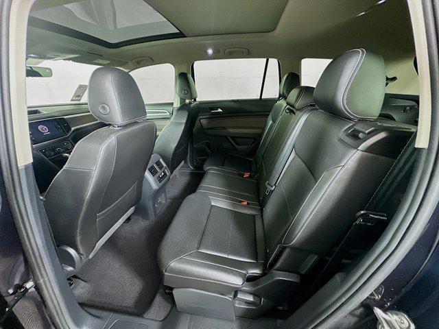 Photo of 2023 Deep Black Pearl Volkswagen Atlas
