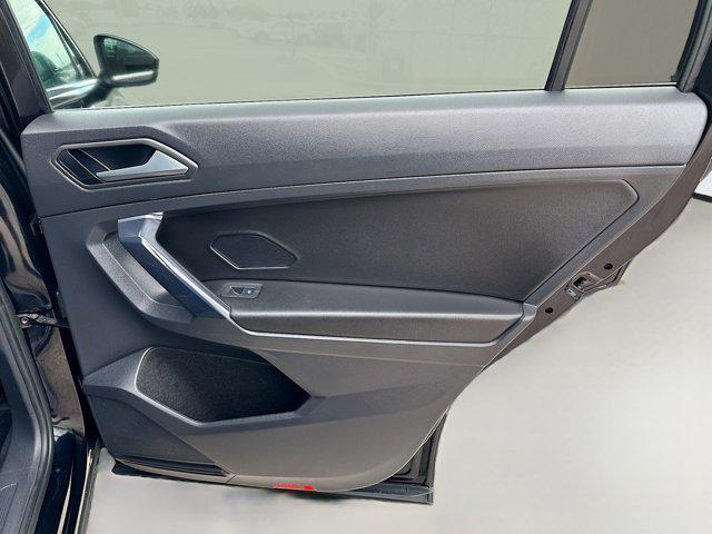 Photo of 2021 Deep Black Volkswagen Tiguan